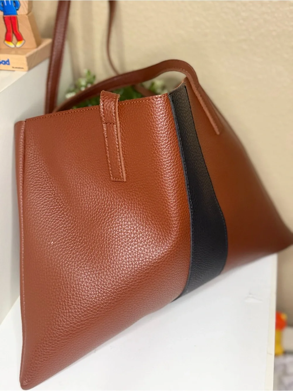 Brown Tote Bag with Black Stripe - Classic Women’s Carryall